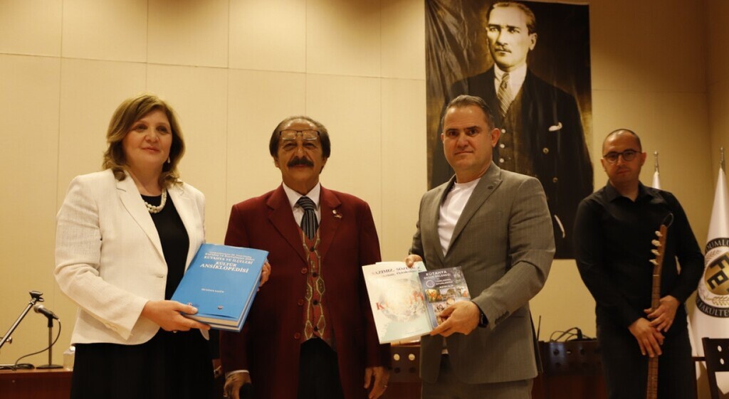 DPÜ’de Kütahya türküleri ve halk oyunları rüzgârı
