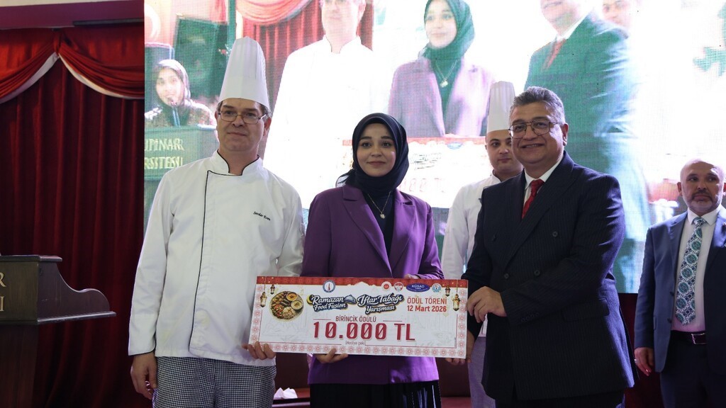 DPÜ’de Ramazan yarışmalarında dereceye girenler ödüllerini aldı
