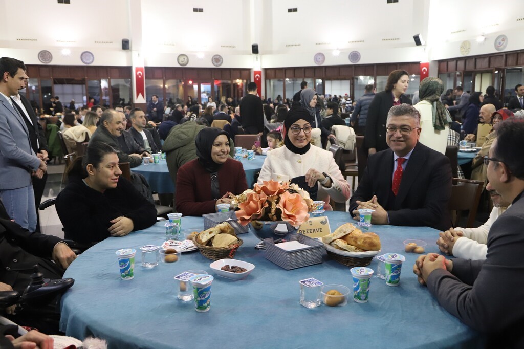DPÜ’de "Teknokent Heyetiyle İftar Buluşması" gerçekleştirildi

