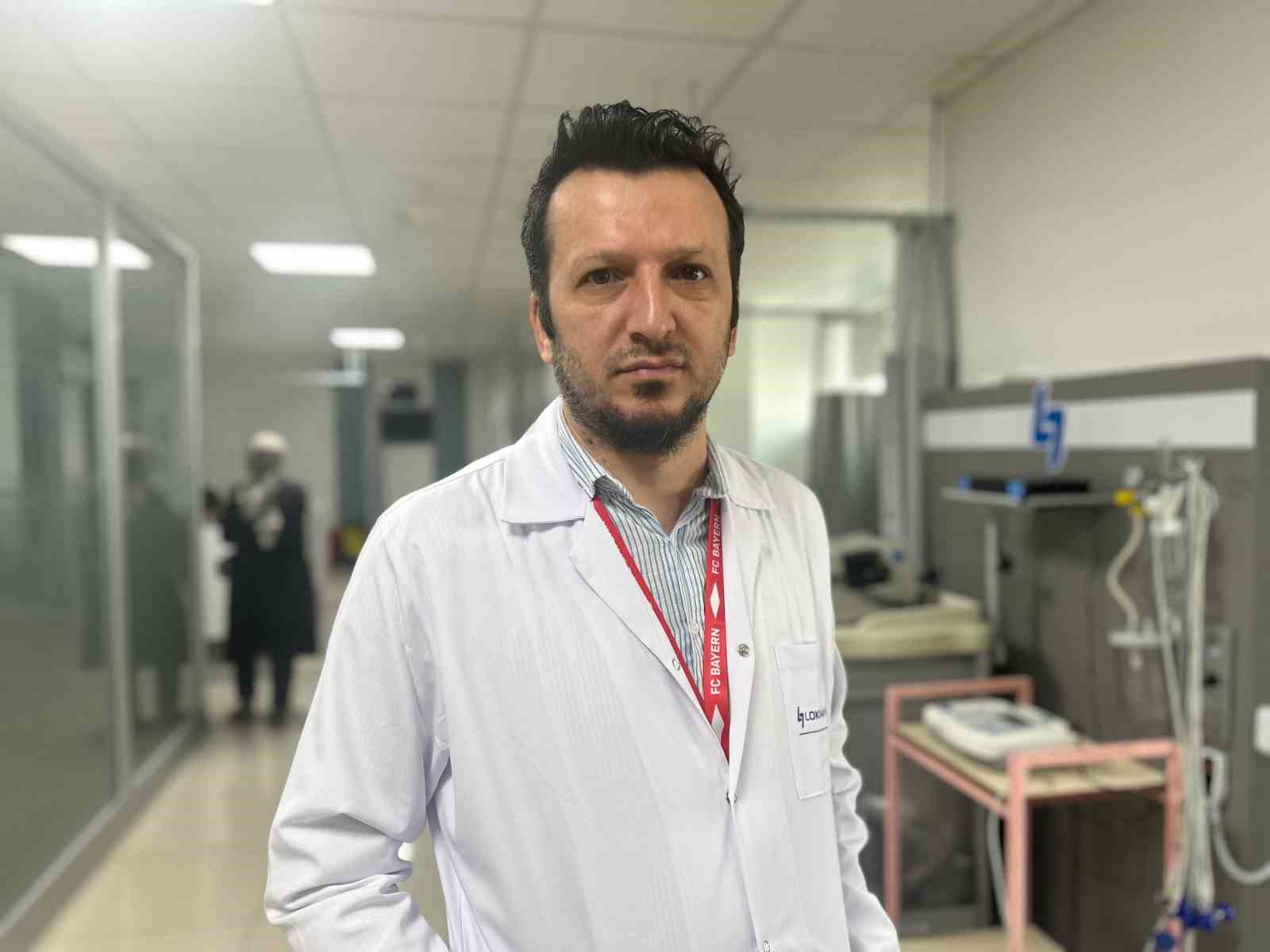 Dr. Akgül: "Kanser erken tanıyla kontrol altına alınabilen bir hastalık"
Dr. Akgül: "Kanser erken tanıyla kontrol altına alınabilen bir hastalık"