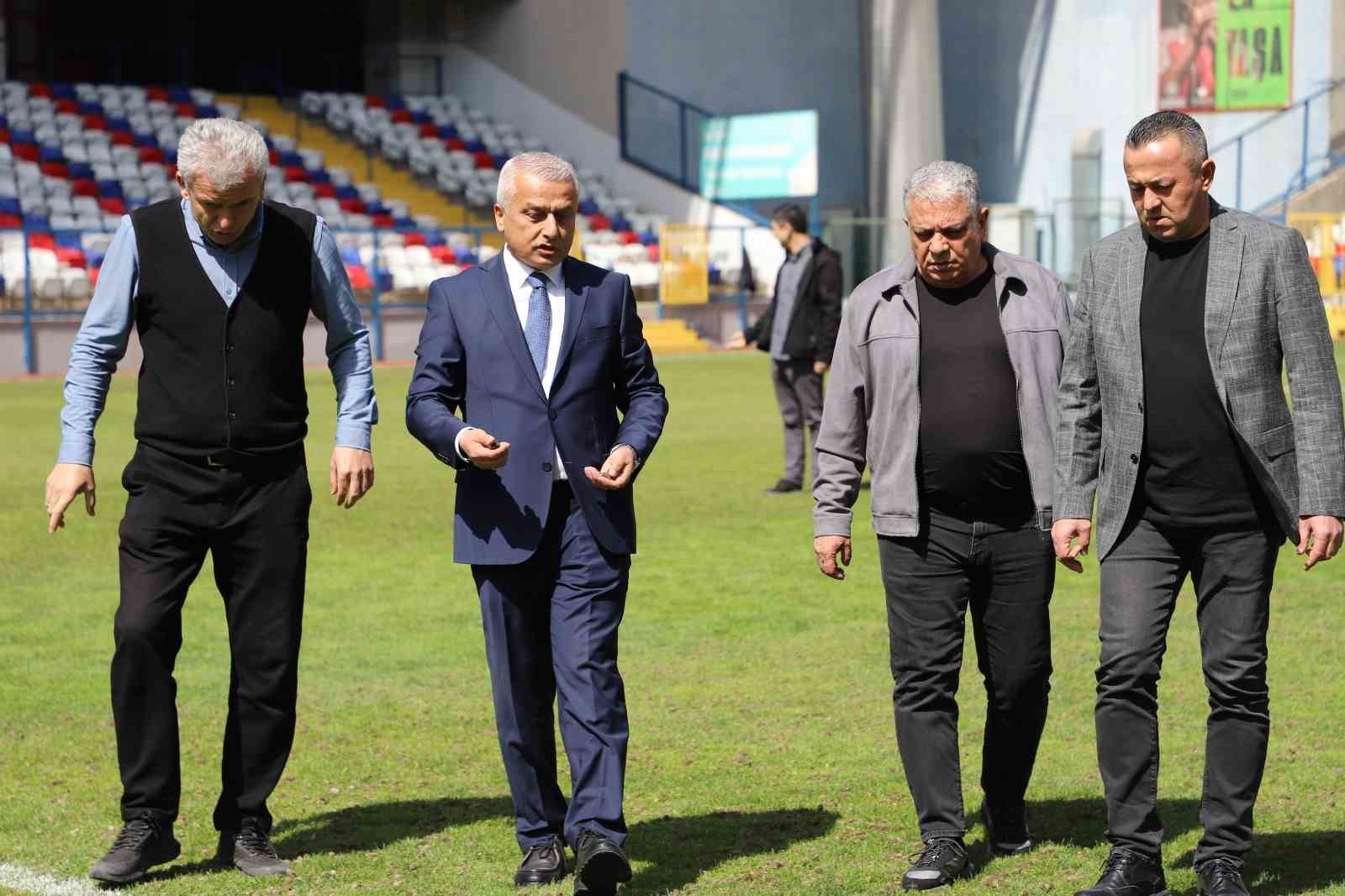 Dr. Necmettin Şeyhoğlu Stadyumu’nda bakım çalışması başlatıldı
