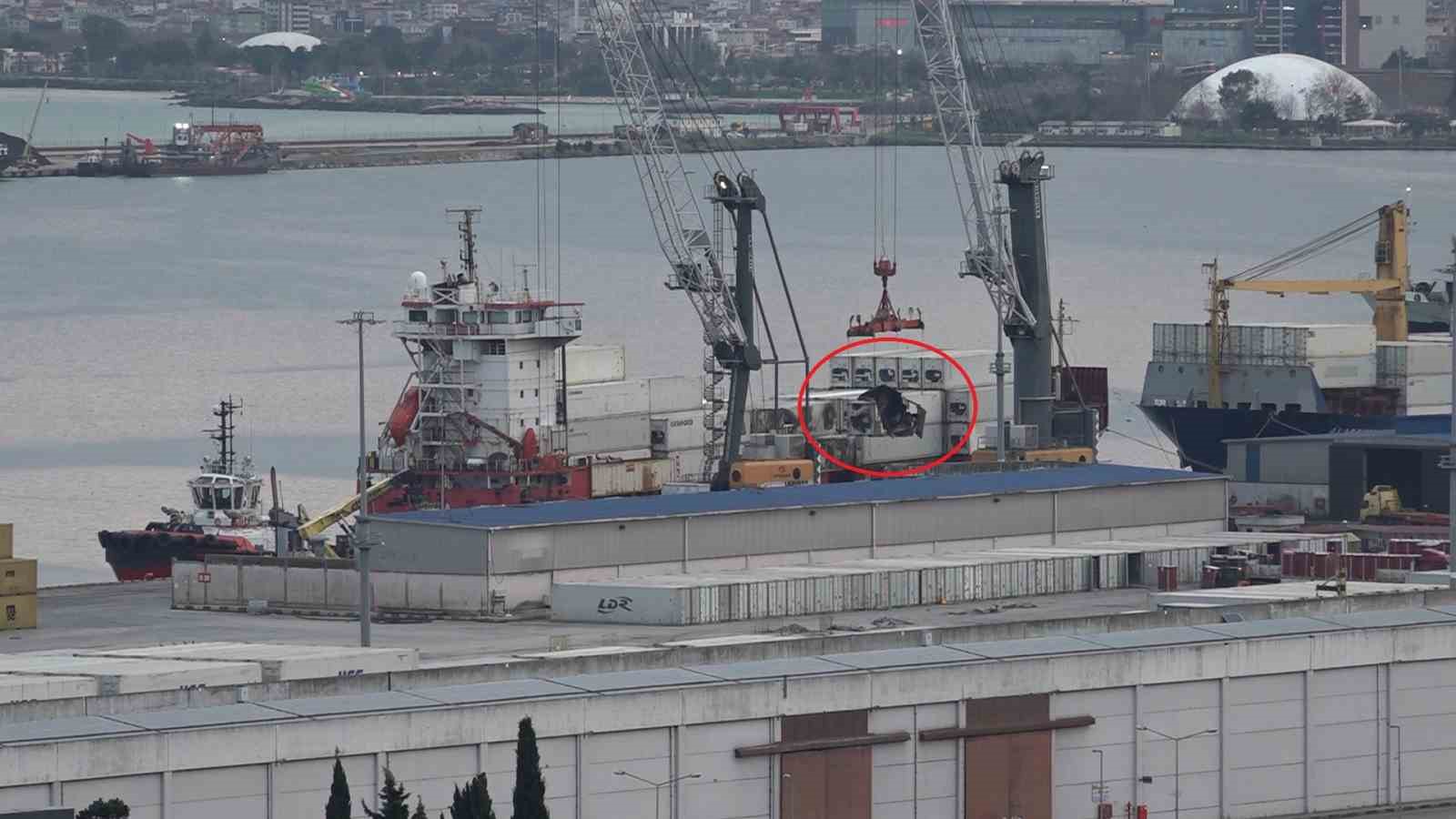 Dron saldırısına uğrayan gemi Samsun Limanı’na demirledi
