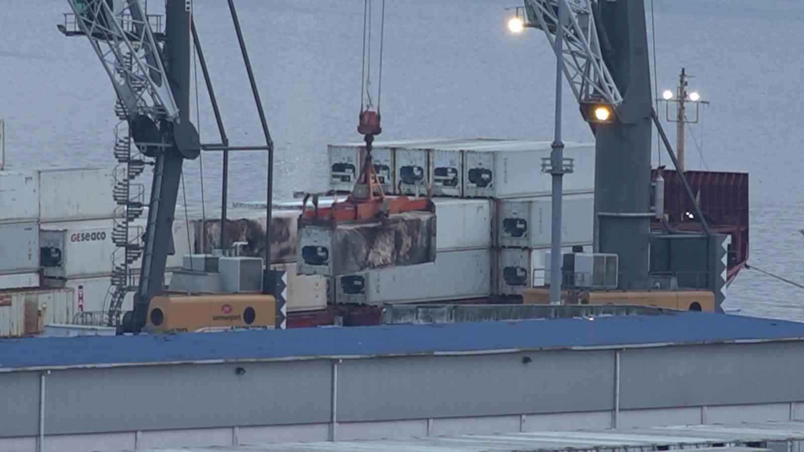 Dron saldırısına uğrayan gemi Samsun Limanı’na demirledi
