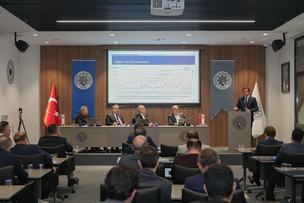 DSO Başkanı Kasapoğlu sanayisizleşme tehlikesine karşı uyardı
DSO Başkanı Kasapoğlu sanayisizleşme tehlikesine karşı uyardı