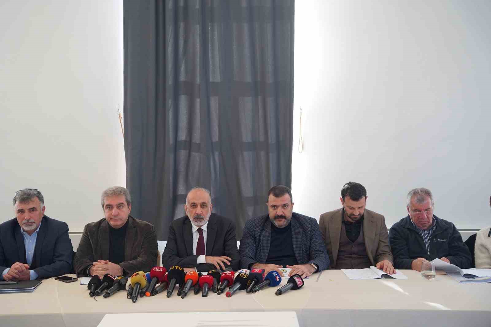 DTSO Başkanı Kaya: "Diyarbakır’ın güçlü potansiyelinin barışla taçlandırılması en temel hedefimizdir"
DTSO Başkanı Kaya: "Diyarbakır’ın güçlü potansiyelinin barışla taçlandırılması en temel hedefimizdir"