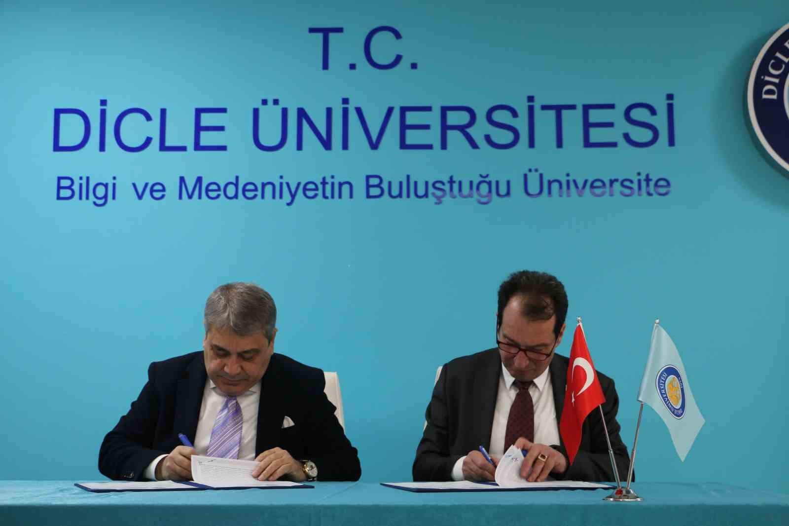 DÜ ile DİSİDER arasında üniversite-sanayi iş birliği imzaları atıldı
DÜ ile DİSİDER arasında üniversite-sanayi iş birliği imzaları atıldı