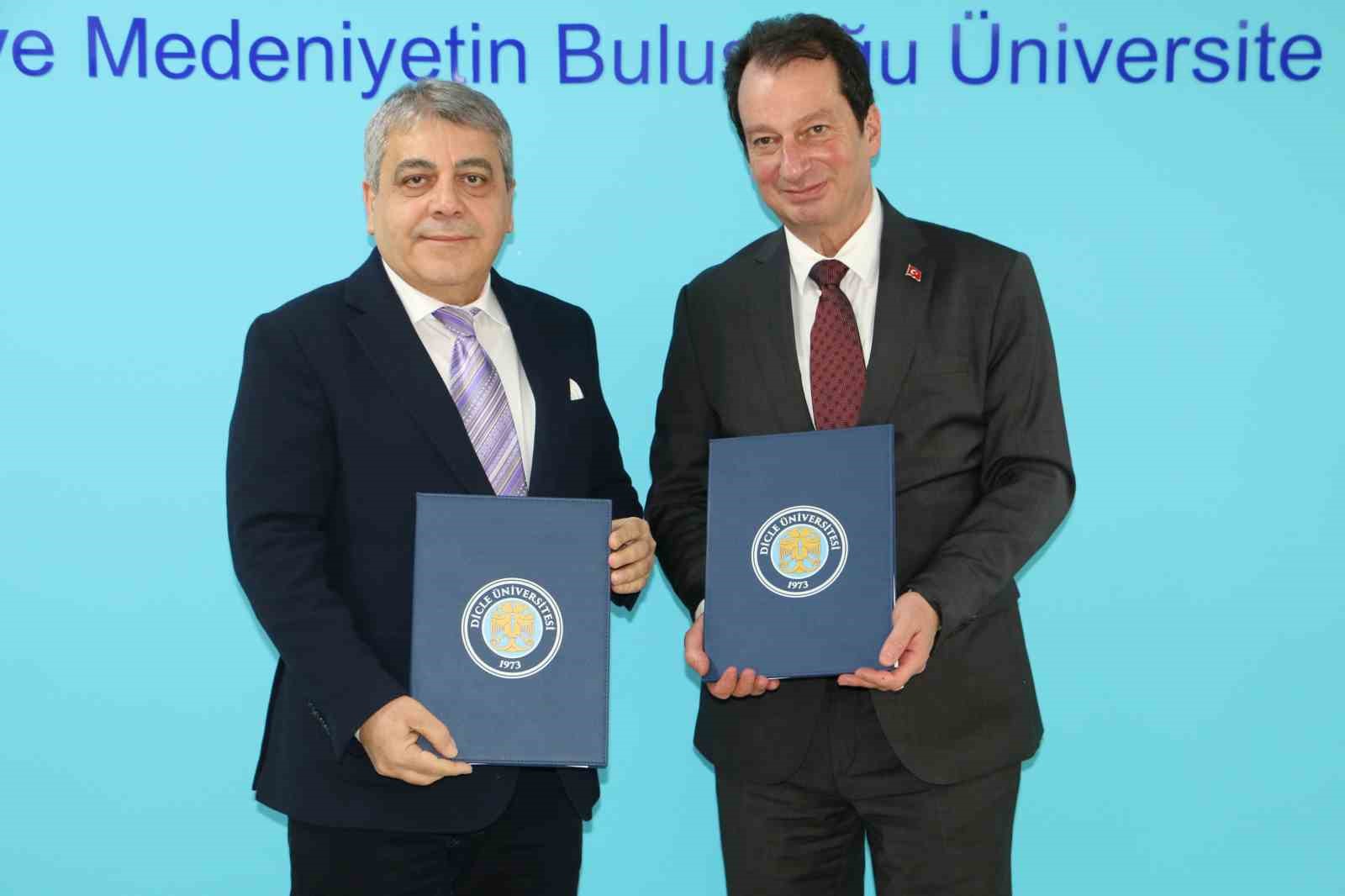 DÜ ile DİSİDER arasında üniversite-sanayi iş birliği imzaları atıldı
DÜ ile DİSİDER arasında üniversite-sanayi iş birliği imzaları atıldı