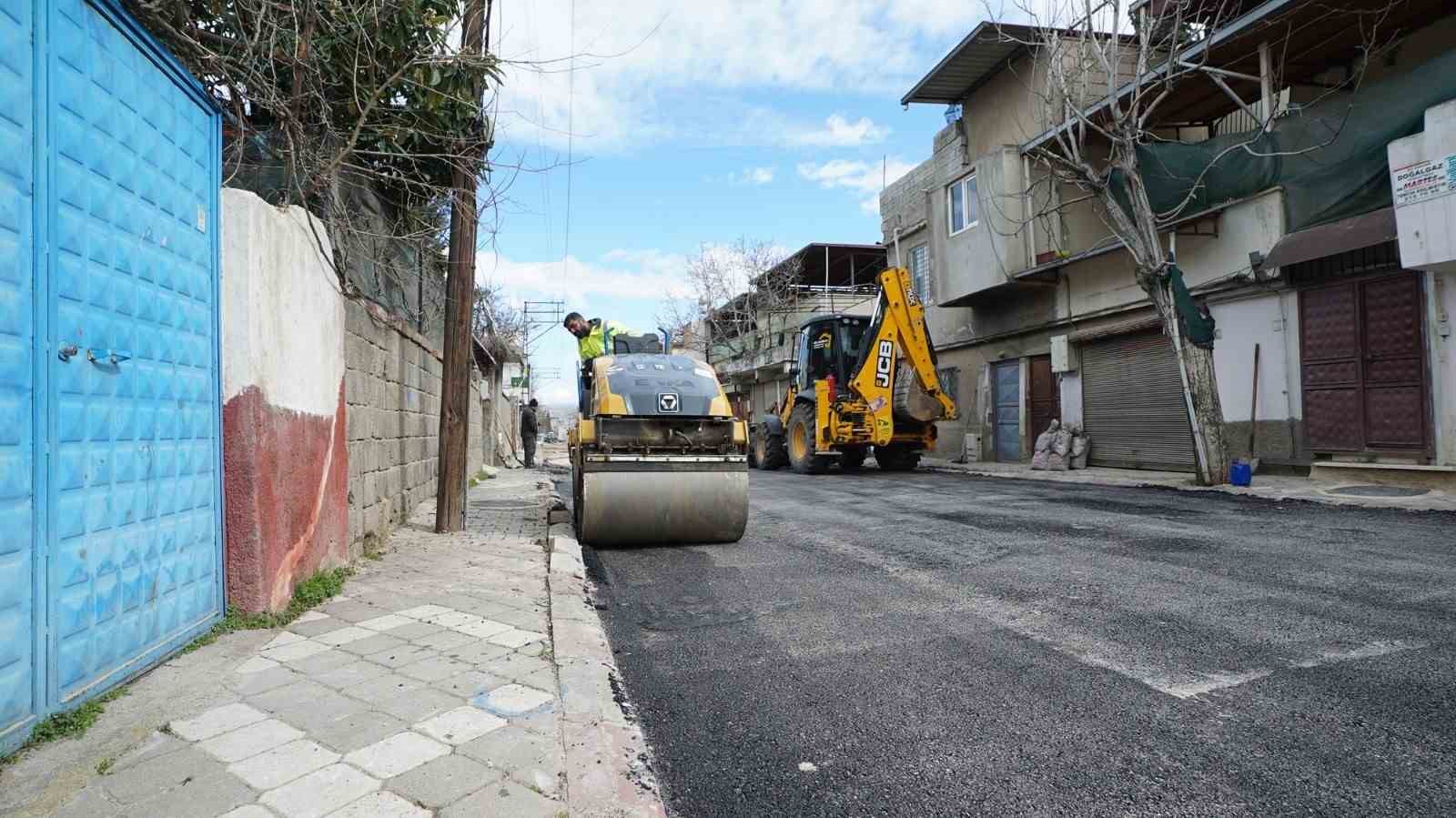 Dulkadiroğlu’nda yollar yenileniyor
