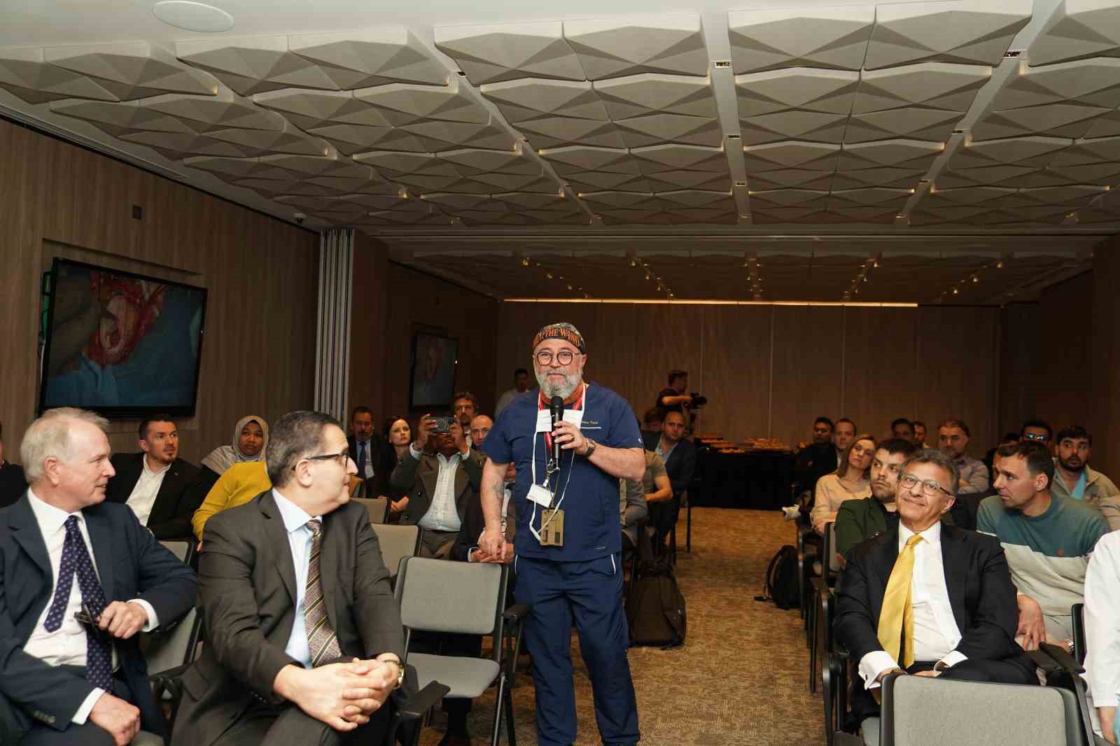 Dünya Kalp Cerrahisinin kalbi İstanbul’da attı
