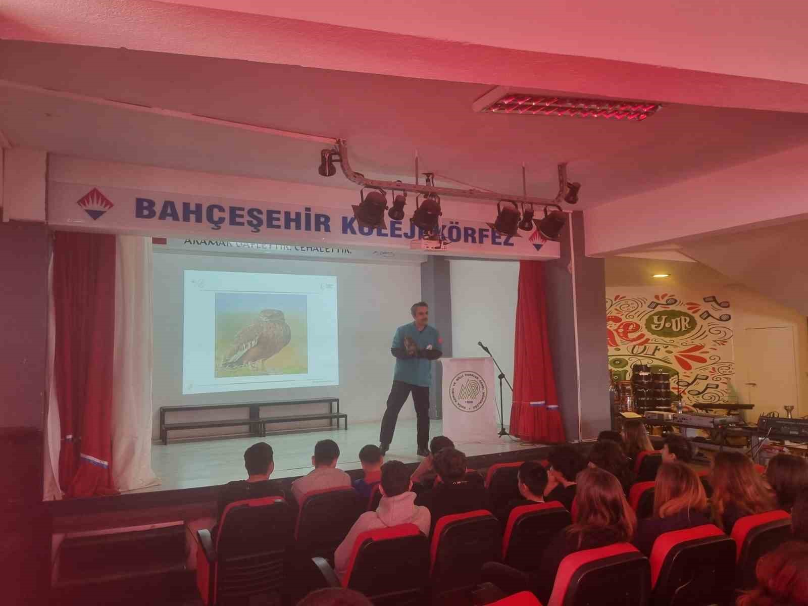 Dünya yaban hayatı gününde öğrencilere eğitim verildi
