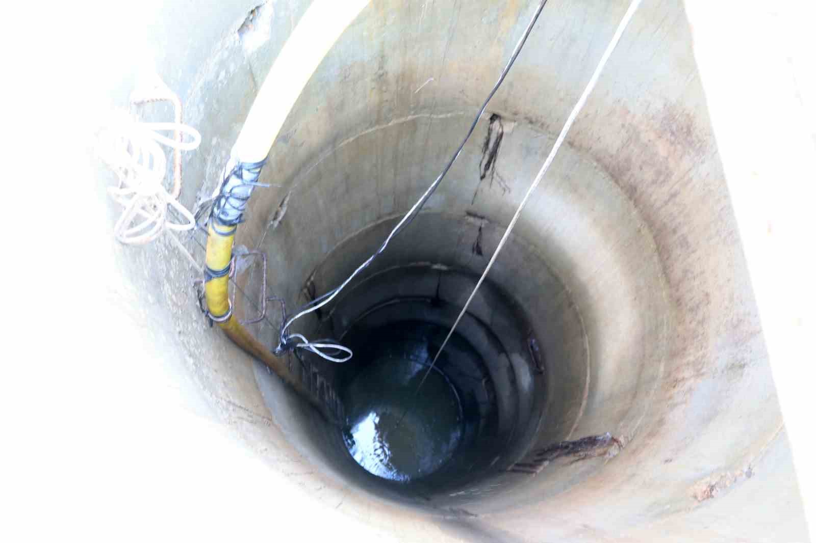 Dünyanın tek inilen yaylasında su kuyuları boş
