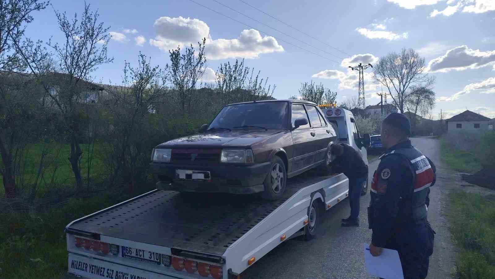 ‘Dur’ ihtarına uymayan sürücülere toplam 582 bin 431 lira ceza kesildi
