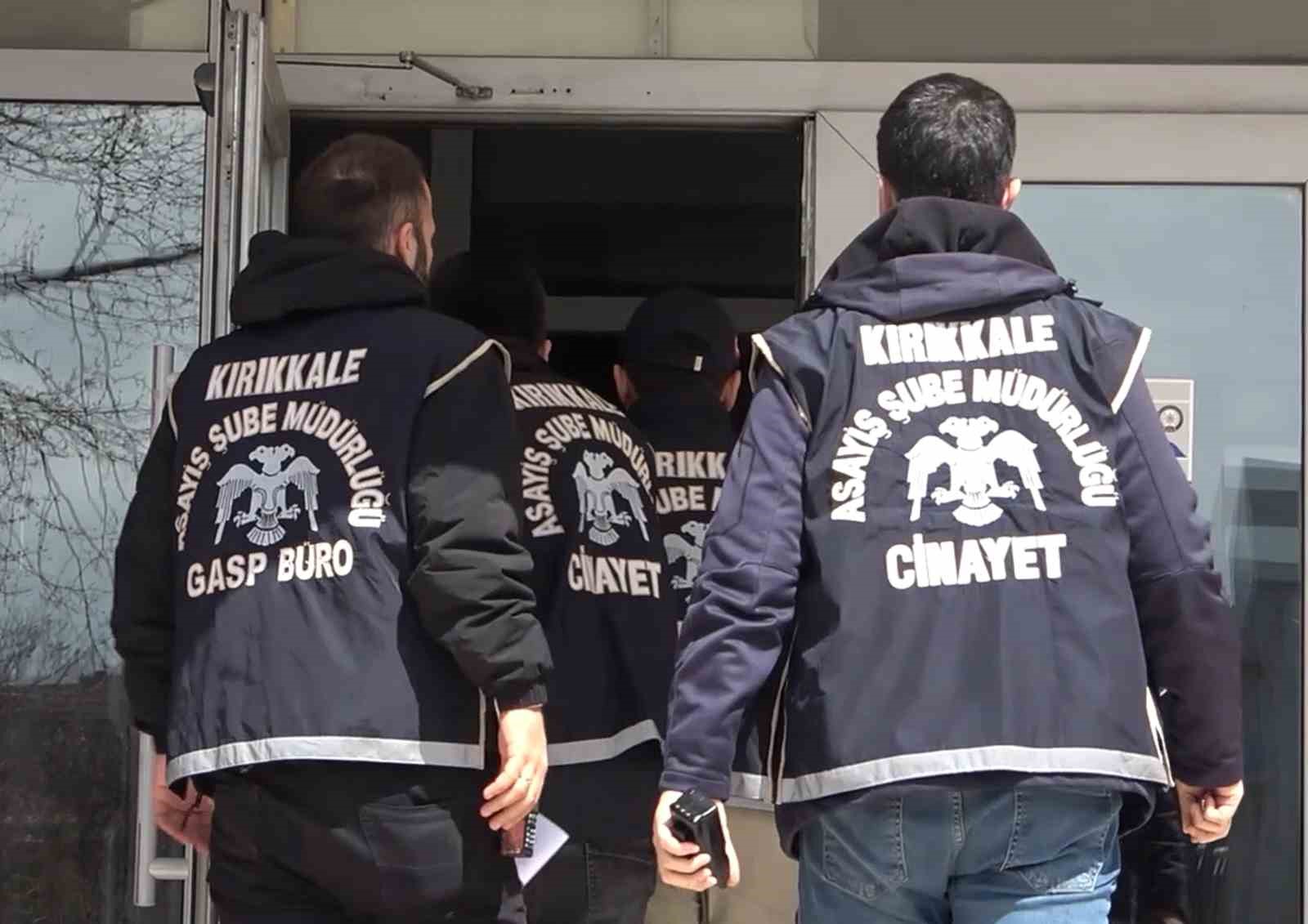 "Dur" ihtarına uymayıp 3 polisi darbeden alkollü sürücünün ceza belli oldu: Tam 646 bin lira
