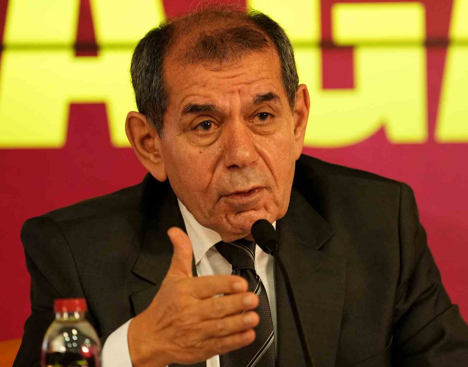 Dursun Özbek: "Seviyesiz paylaşımları esefle kınıyorum"
Dursun Özbek: "Seviyesiz paylaşımları esefle kınıyorum"