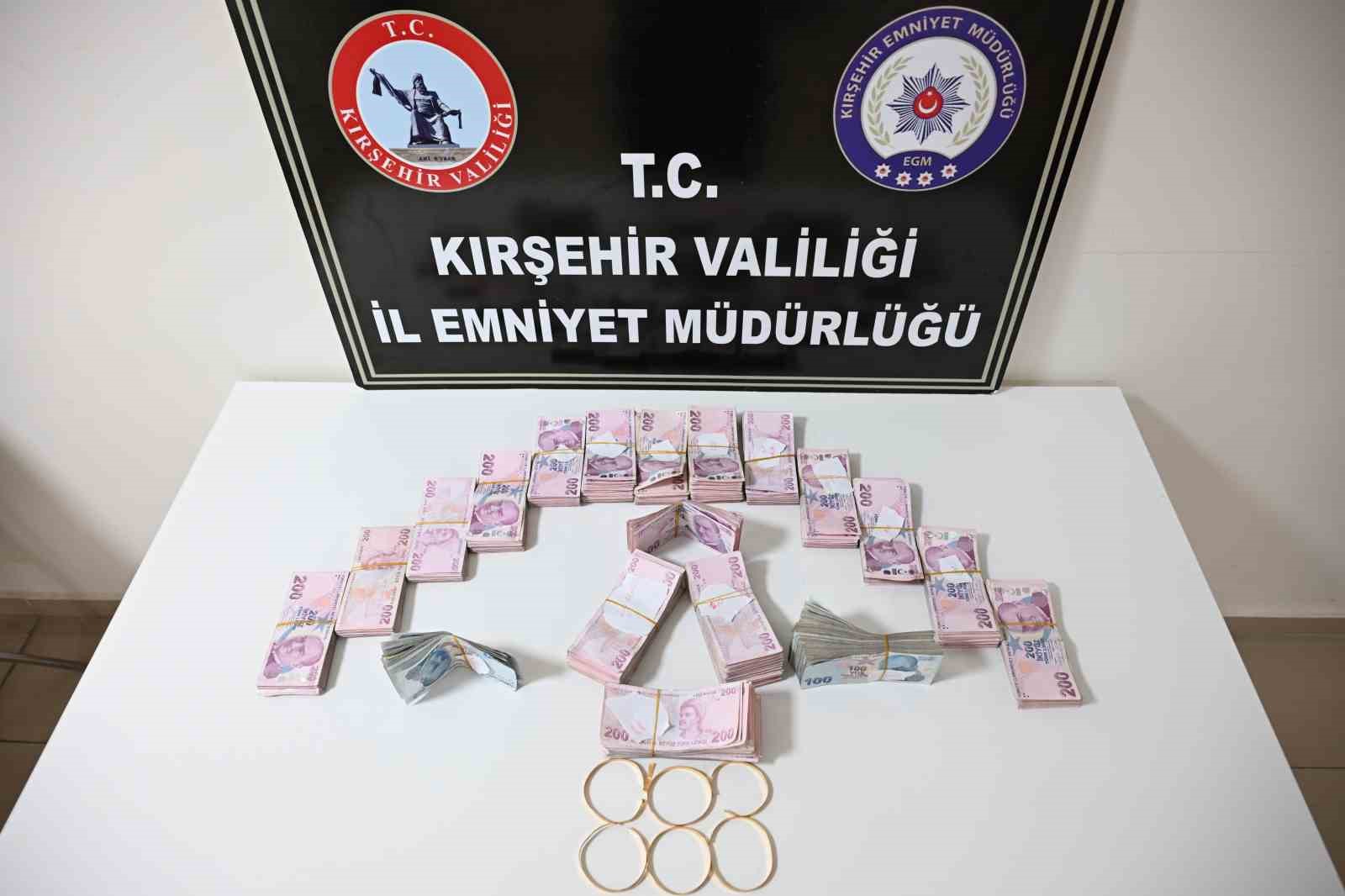 Düşük ayar altın bozdurma operasyonu: 3 gözaltı
