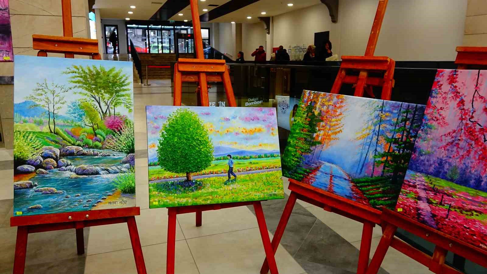 Duyguların tuvale yansıdığı sergi, sanatseverlerin izlenimleriyle sona erdi
