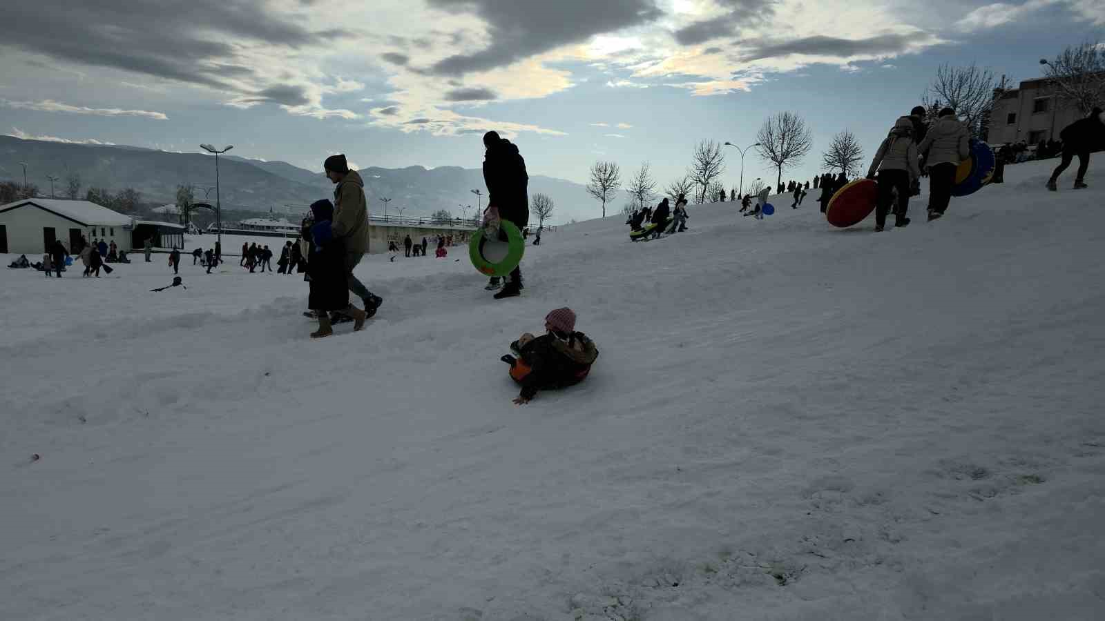 Düzce Bahçeşehir Bölgesi, Uludağ’ı aratmadı
