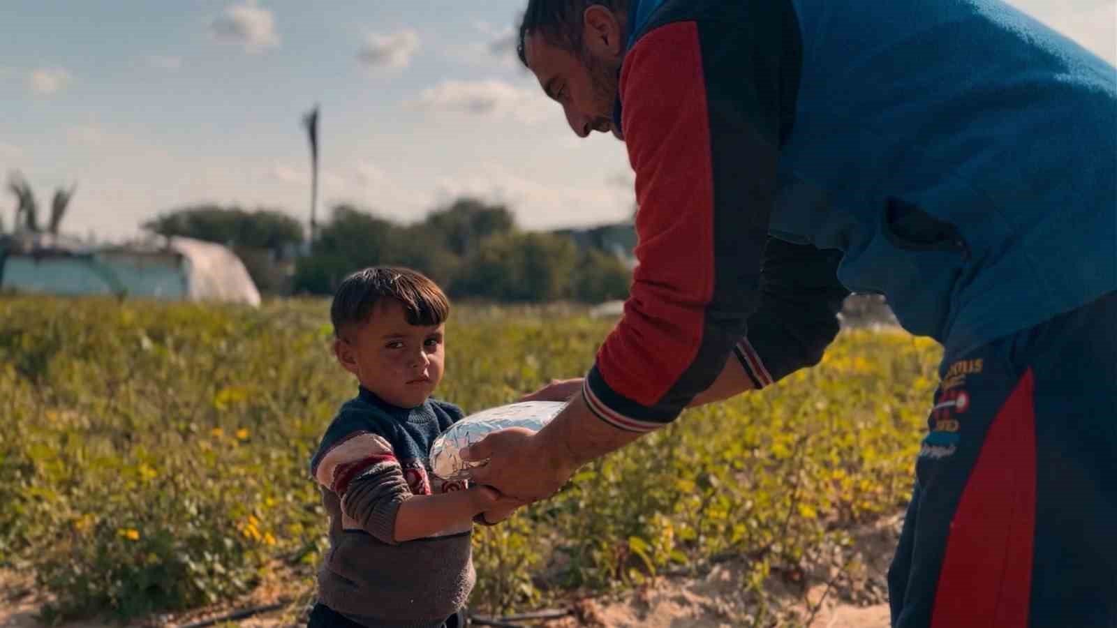 Düzce Belediyesi Gazze’de iftar sofrası kurdu
