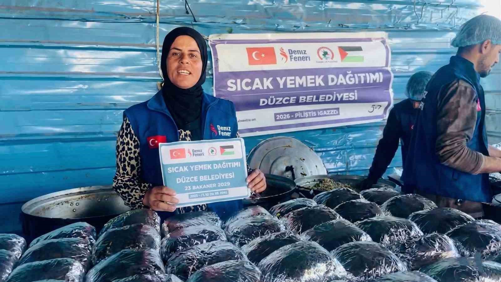 Düzce Belediyesi Gazze’de iftar sofrası kurdu
