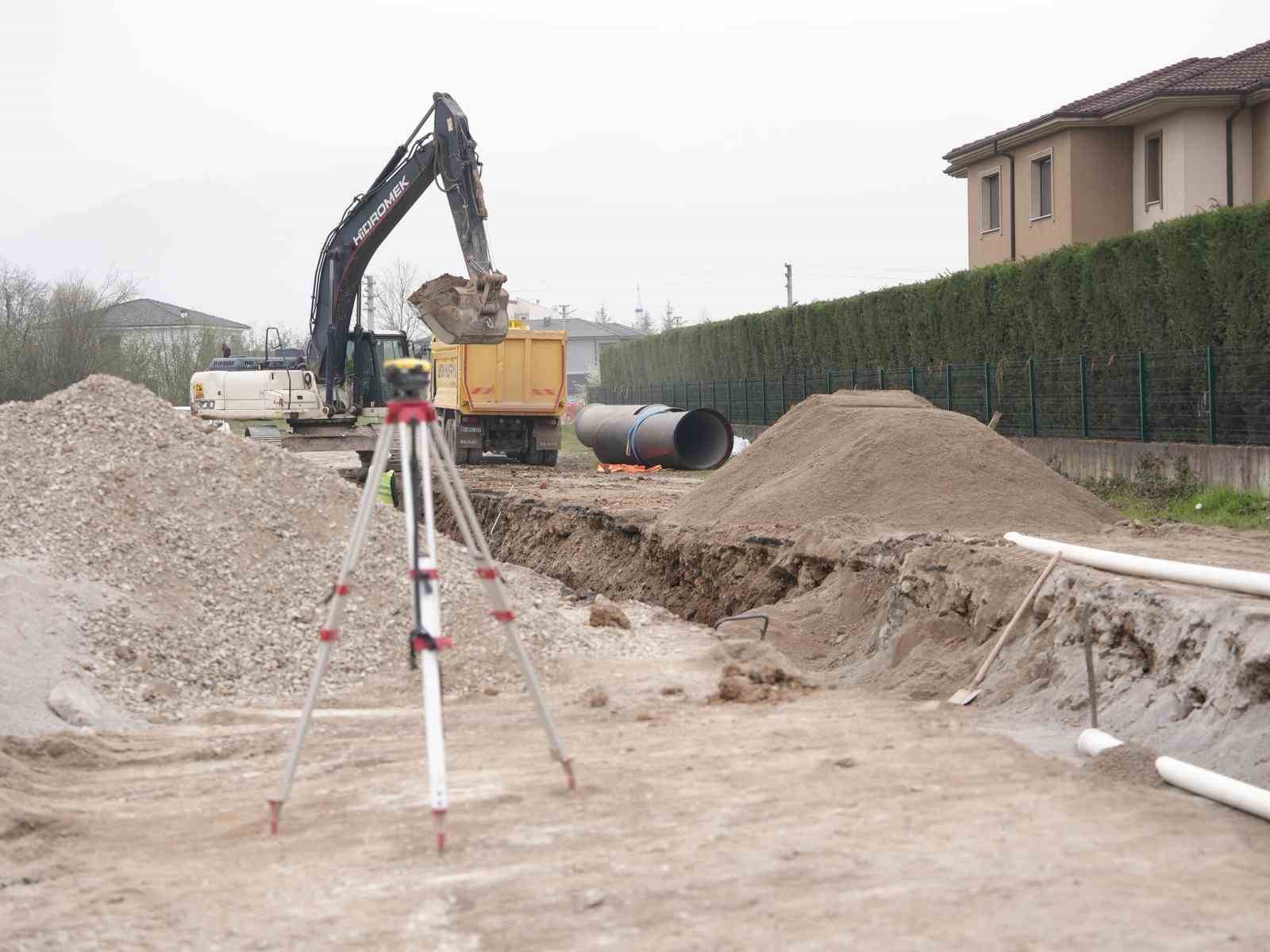 Düzce Belediyesi su şebekesini yeniliyor
