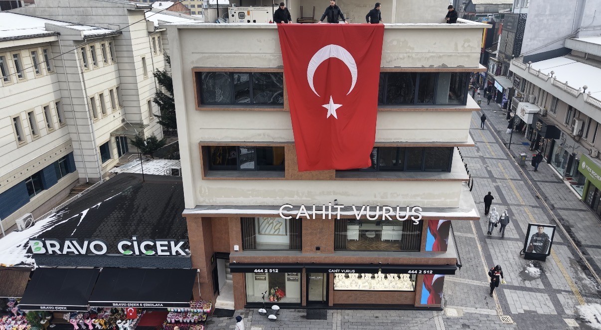 Düzce birlik oldu, sokaklar Türk bayrakları ile donatıldı
