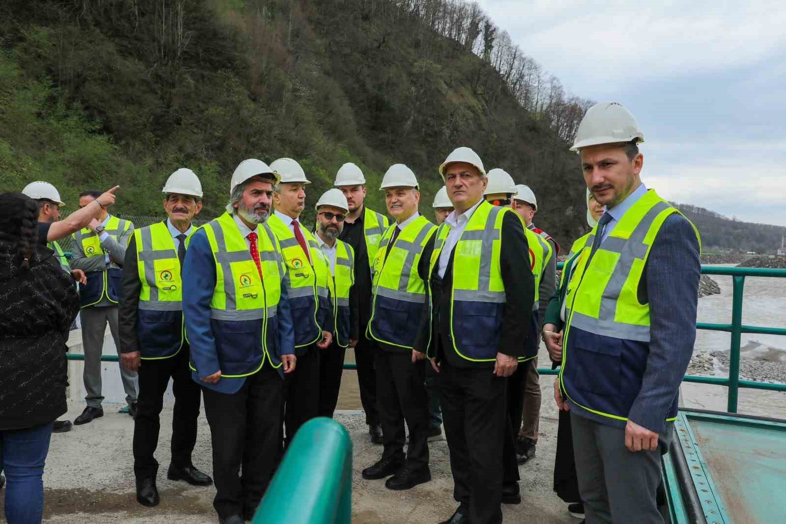 Düzce için siyaset üstü zirve
Düzce için siyaset üstü zirve