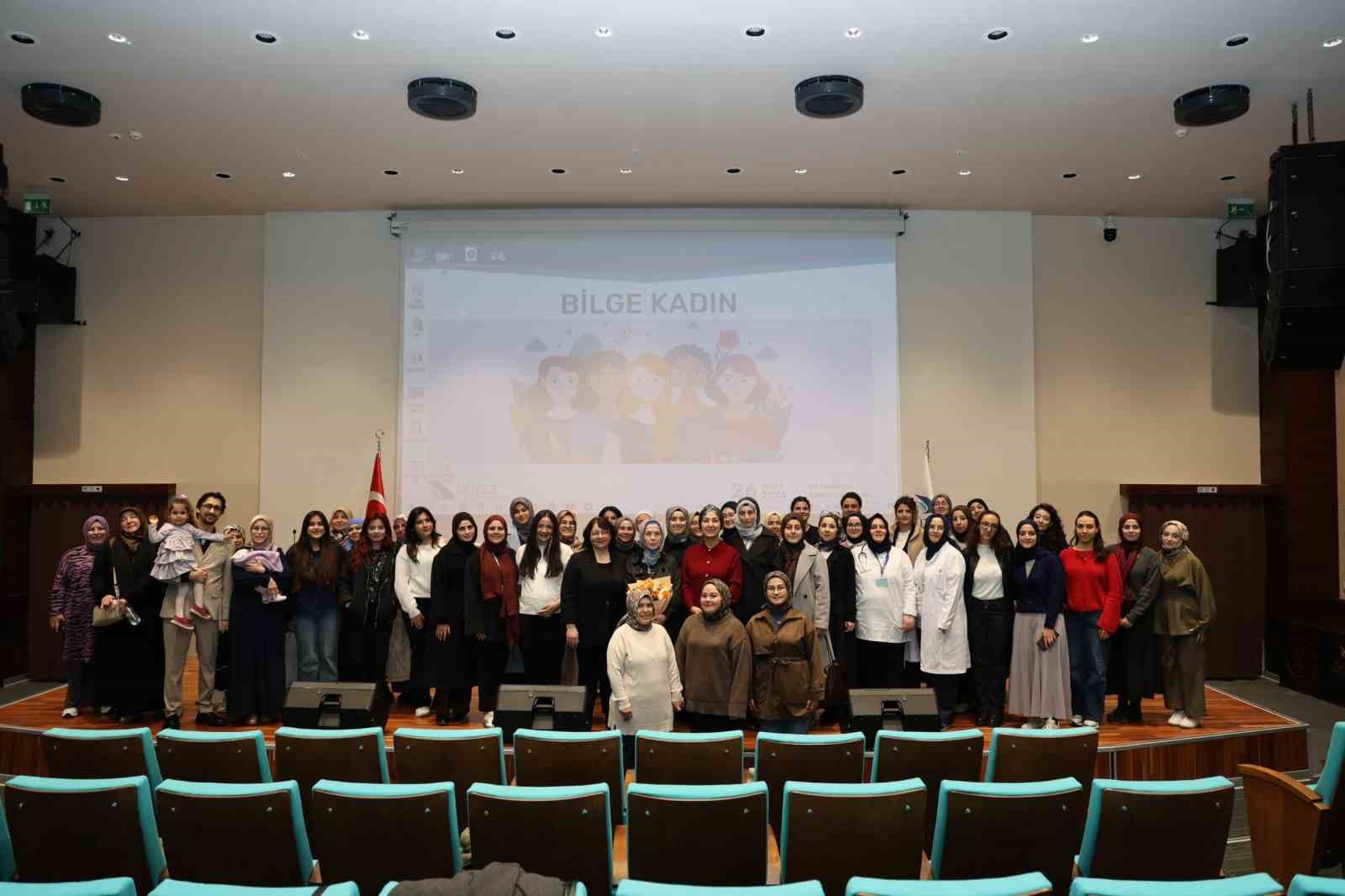 Düzce Üniversitesi’nde "Bilge Kadın" temalı konferans
