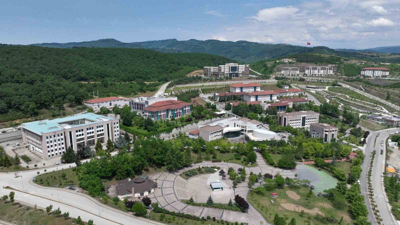 Düzce Üniversitesi’nden büyük başarı
