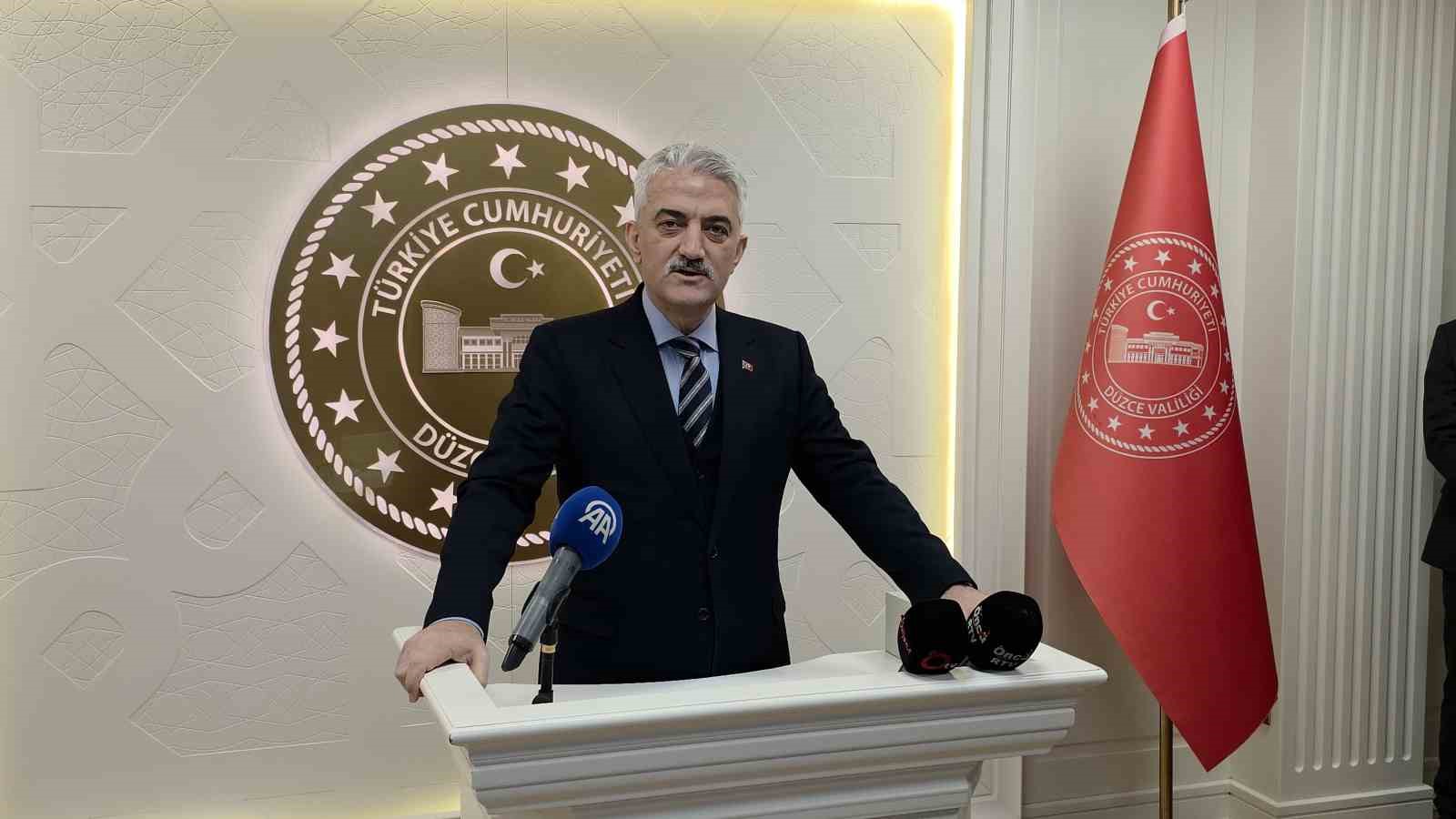 Düzce Valisi Mehmet Makas görevine başladı
