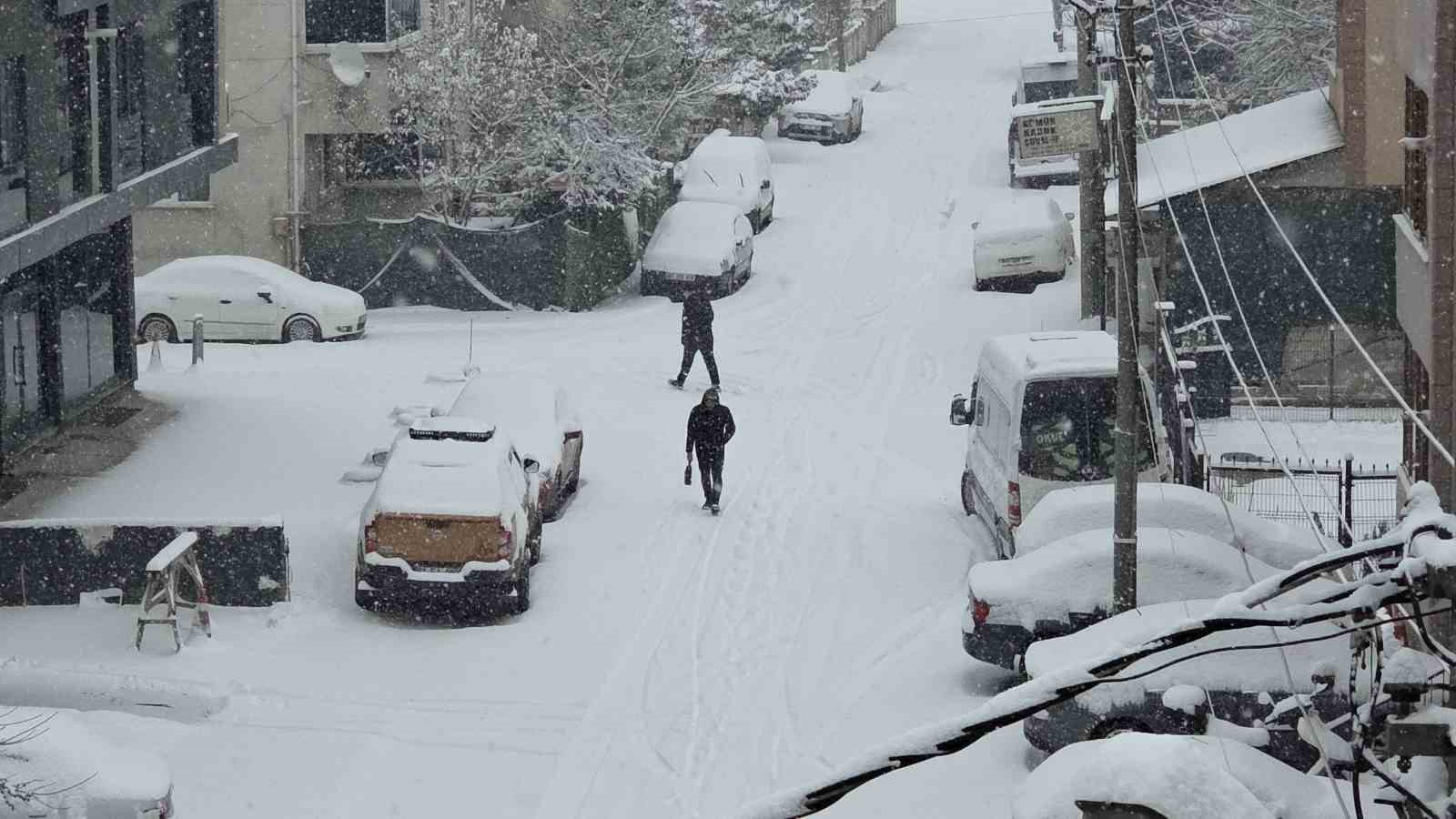 Düzce yeni yıla karla girdi

