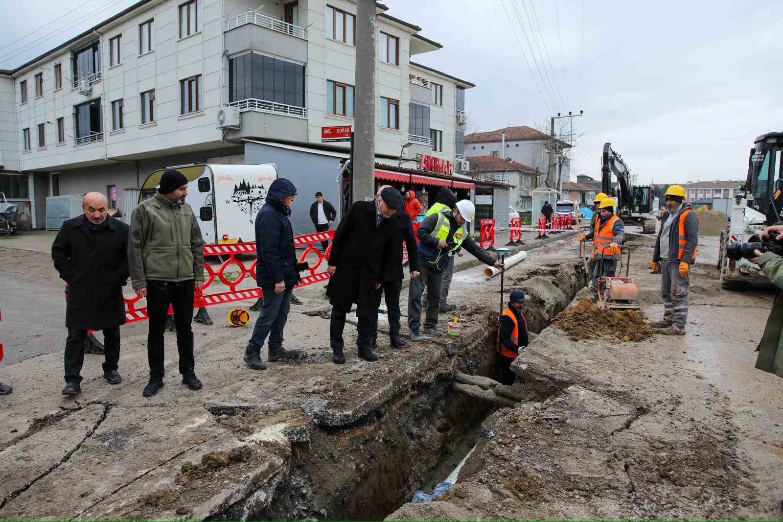 Düzce’de 45 Milyon Euro bütçeli projede ilk kazma vuruldu
Düzce’de 45 Milyon Euro bütçeli projede ilk kazma vuruldu