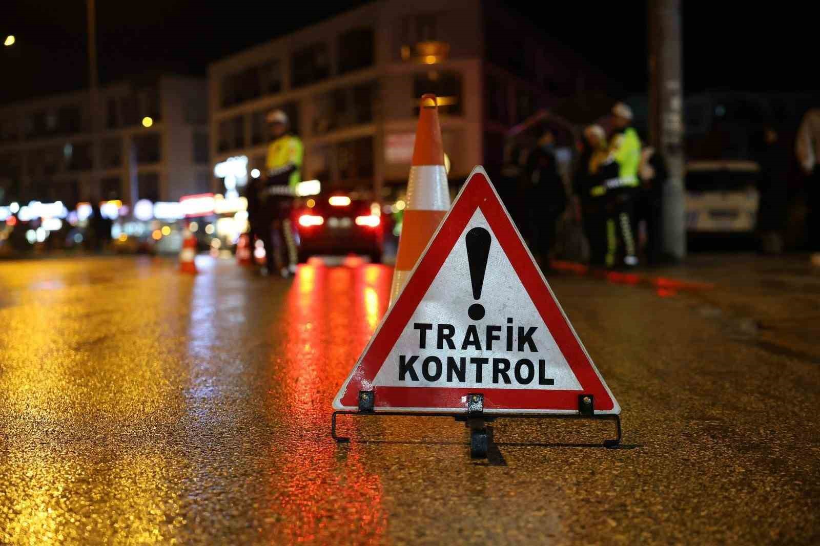 Düzce’de denetimlerde 419 araç trafikten men edildi
