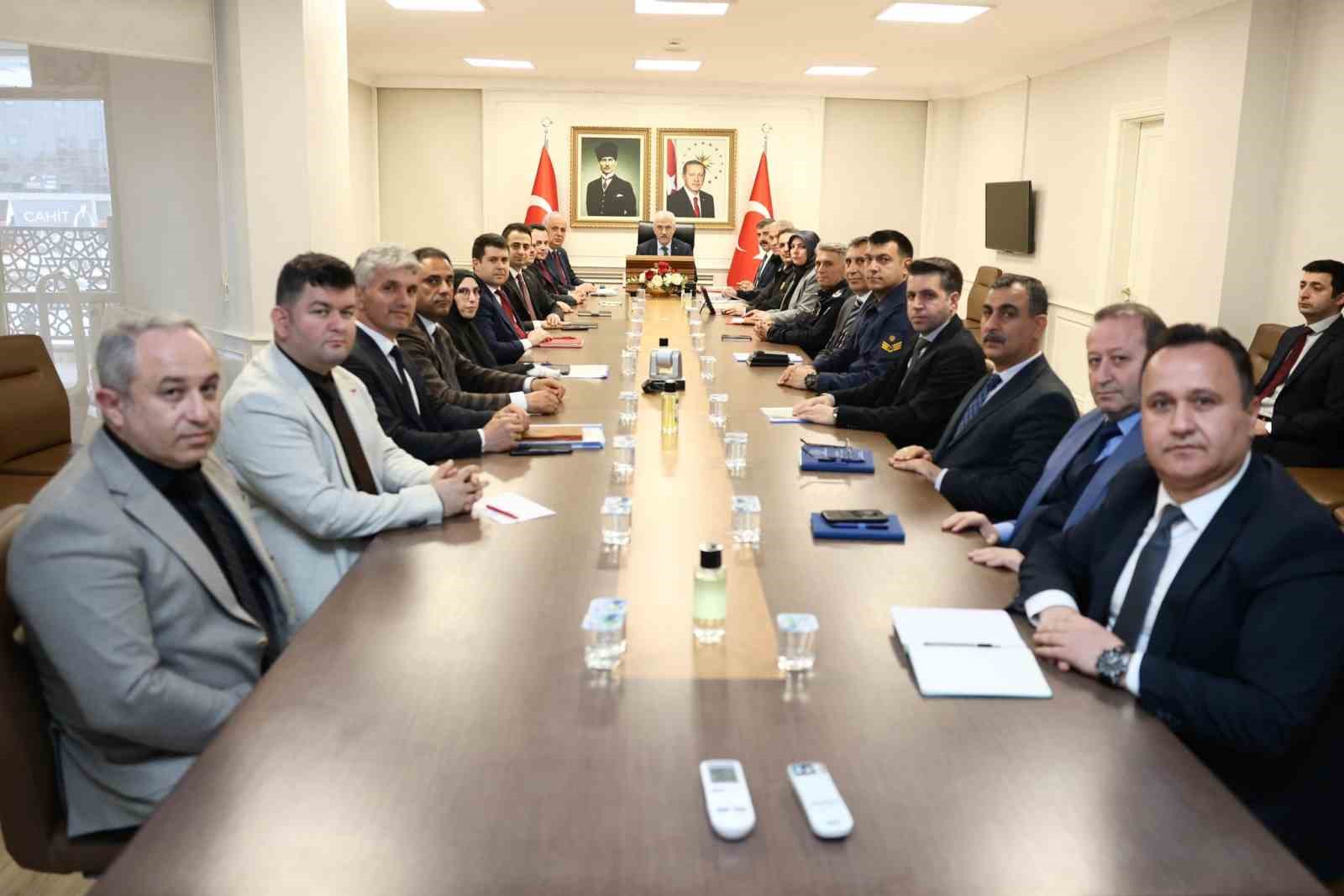 Düzce’de eğitim ve güvenlik zirvesi
