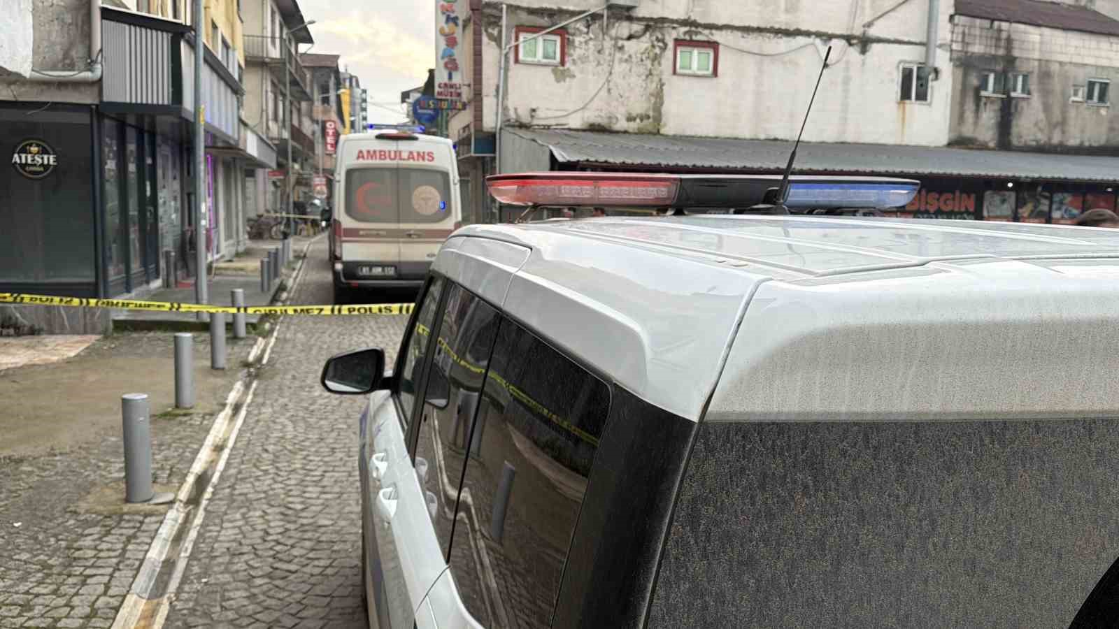 Düzce’de pasaj bodrumunda erkek cesedi bulundu
