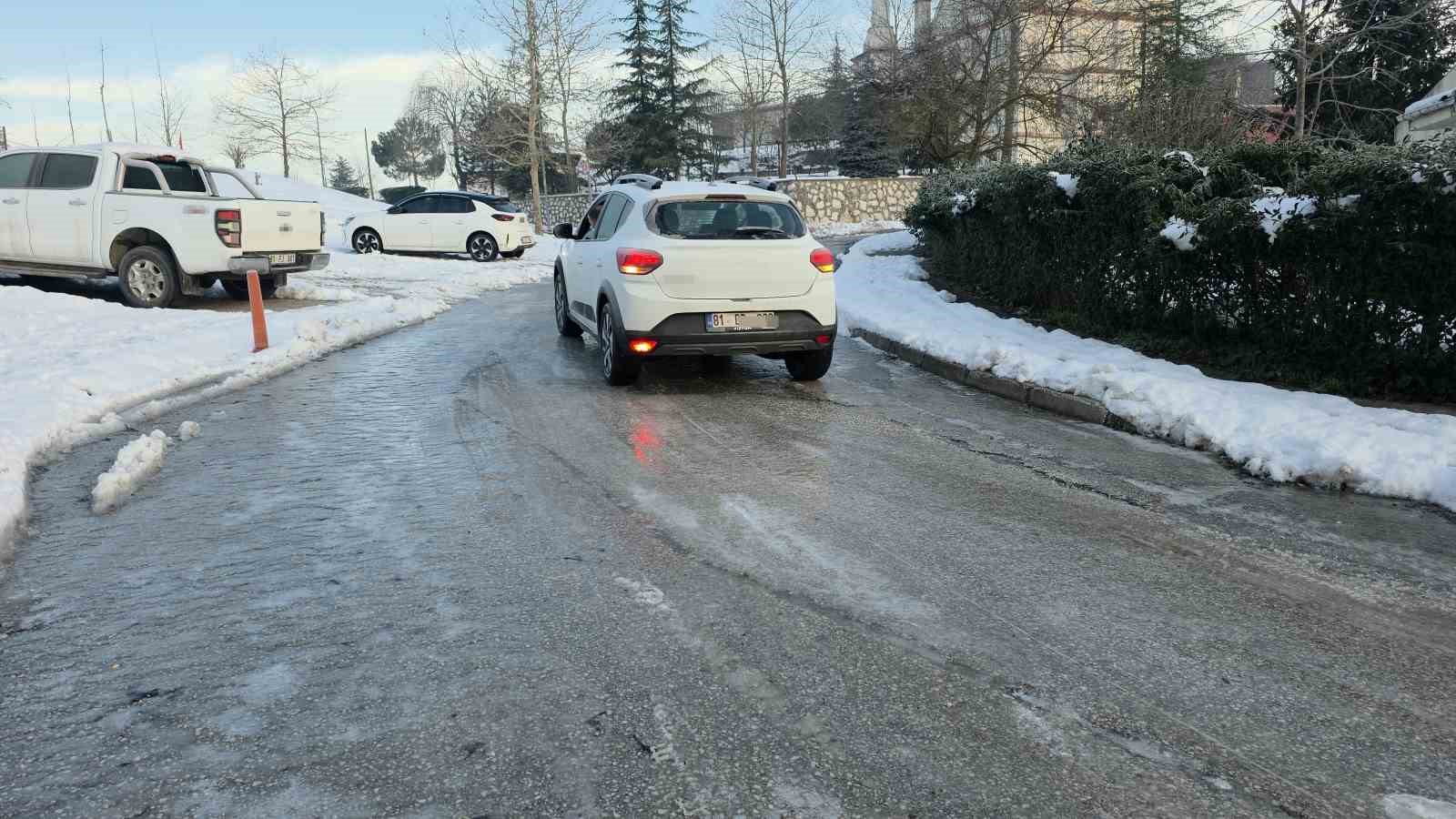Düzce’de sis ve soğuk hava etkili oluyor

