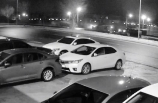 Düzce’deki kaza kamerada: Restorandaki müşteriler ve çalışanlar yardıma koştu
