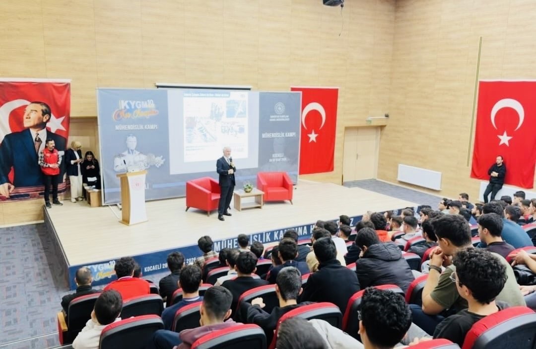 Düzceli gençler kampa katıldı
