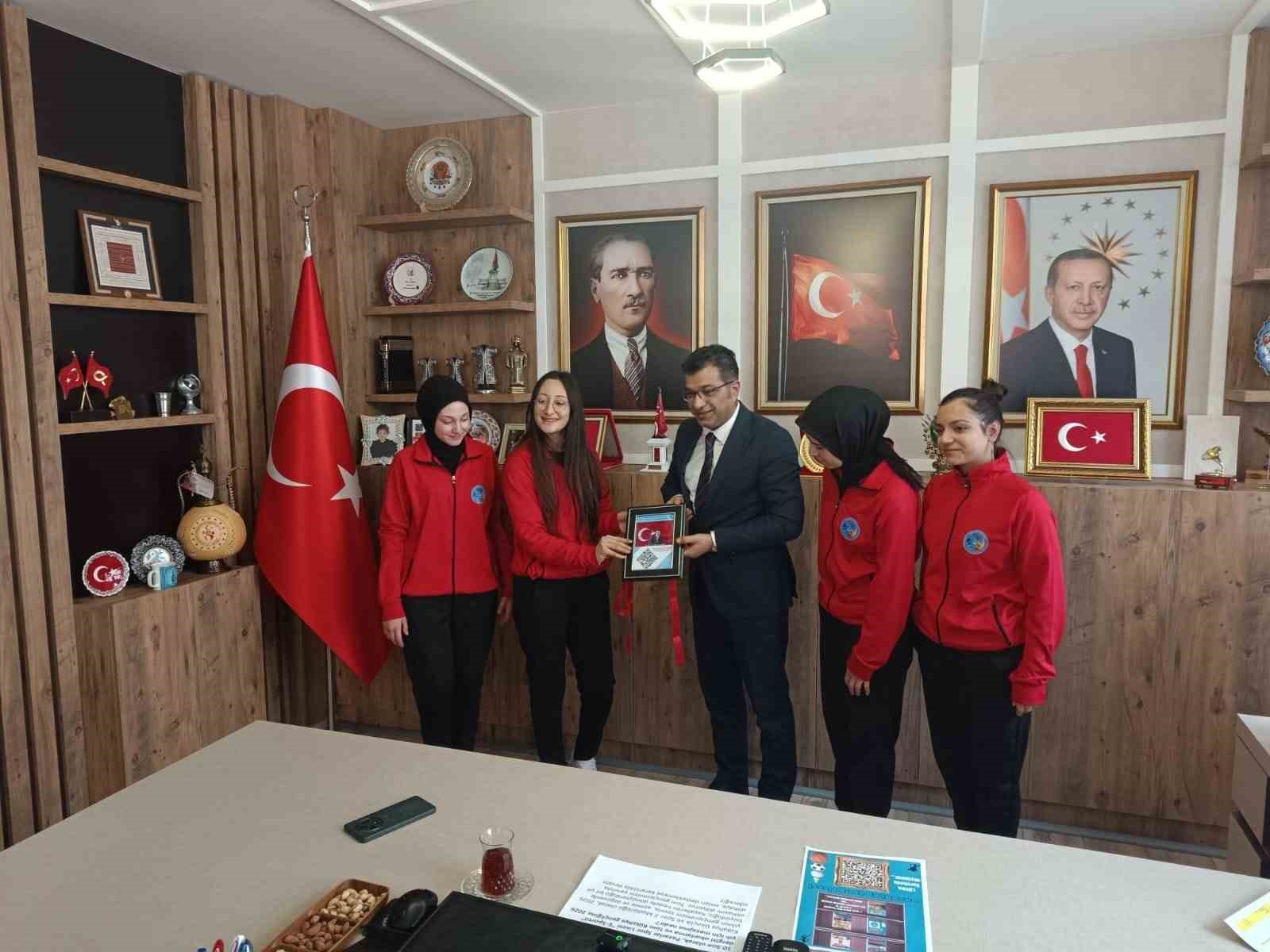 E-Sportif Dergisi sordu, Kütahya Gençlik ve Spor İl Müdürü Bülent Küçük yanıtladı
