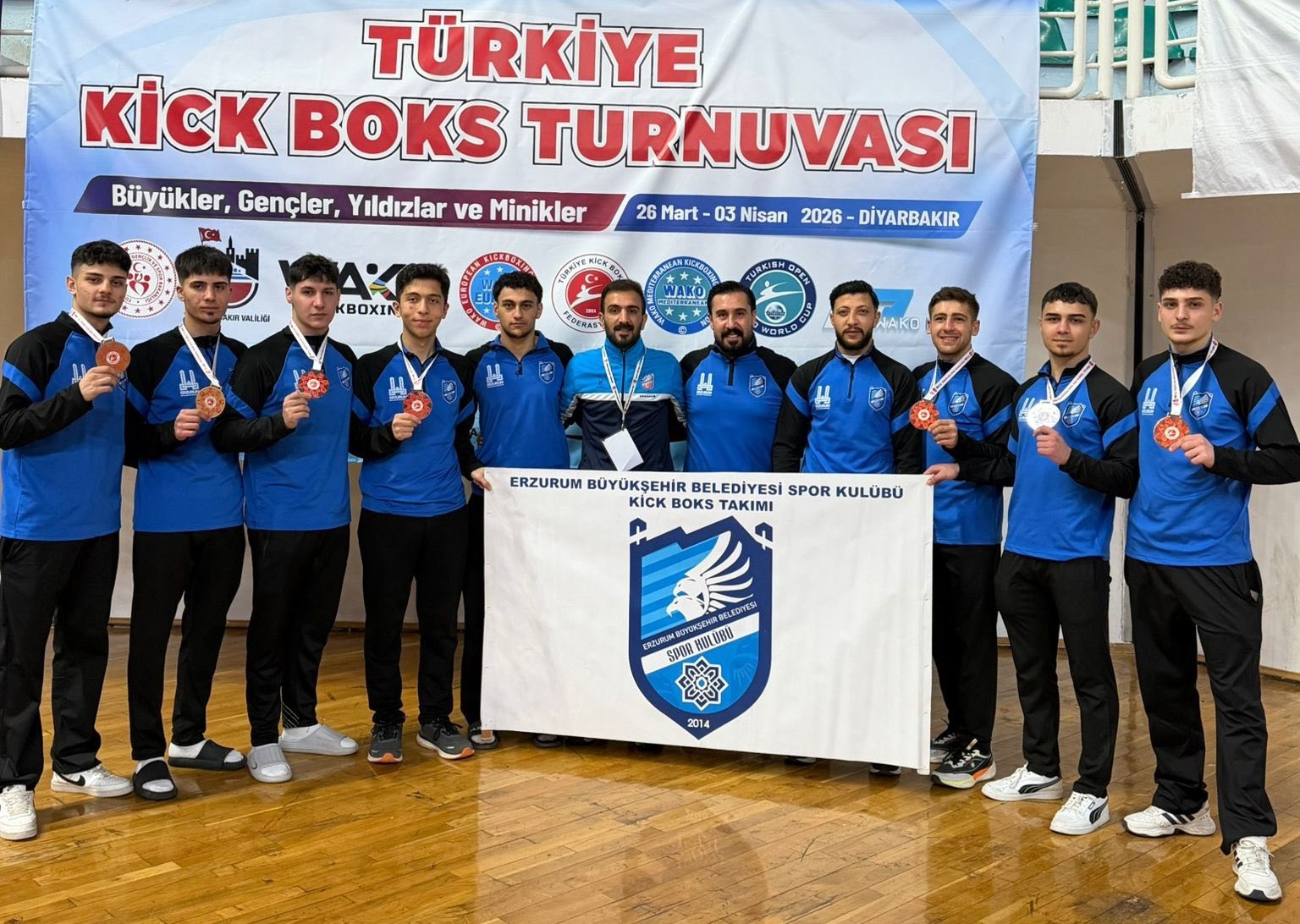 EBB’li sporcular altınla döndü
