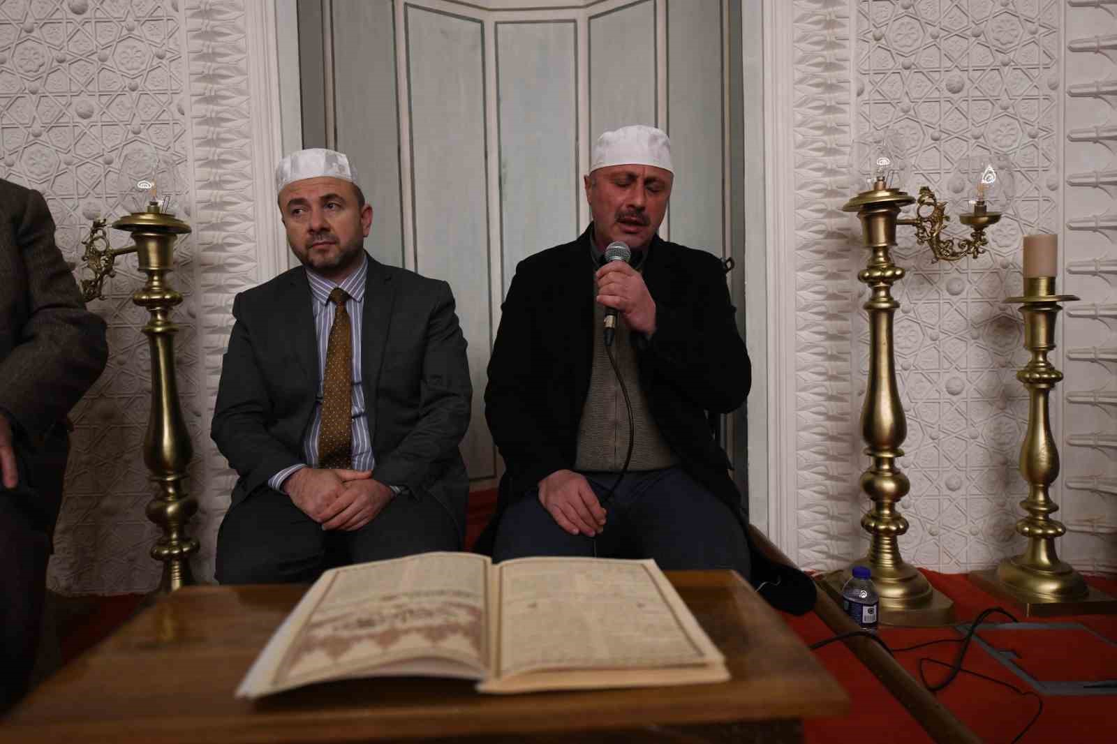 Ebediyete irtihal eden gazeteciler ve şehitler için mevlid-i şerif programı düzenlendi
