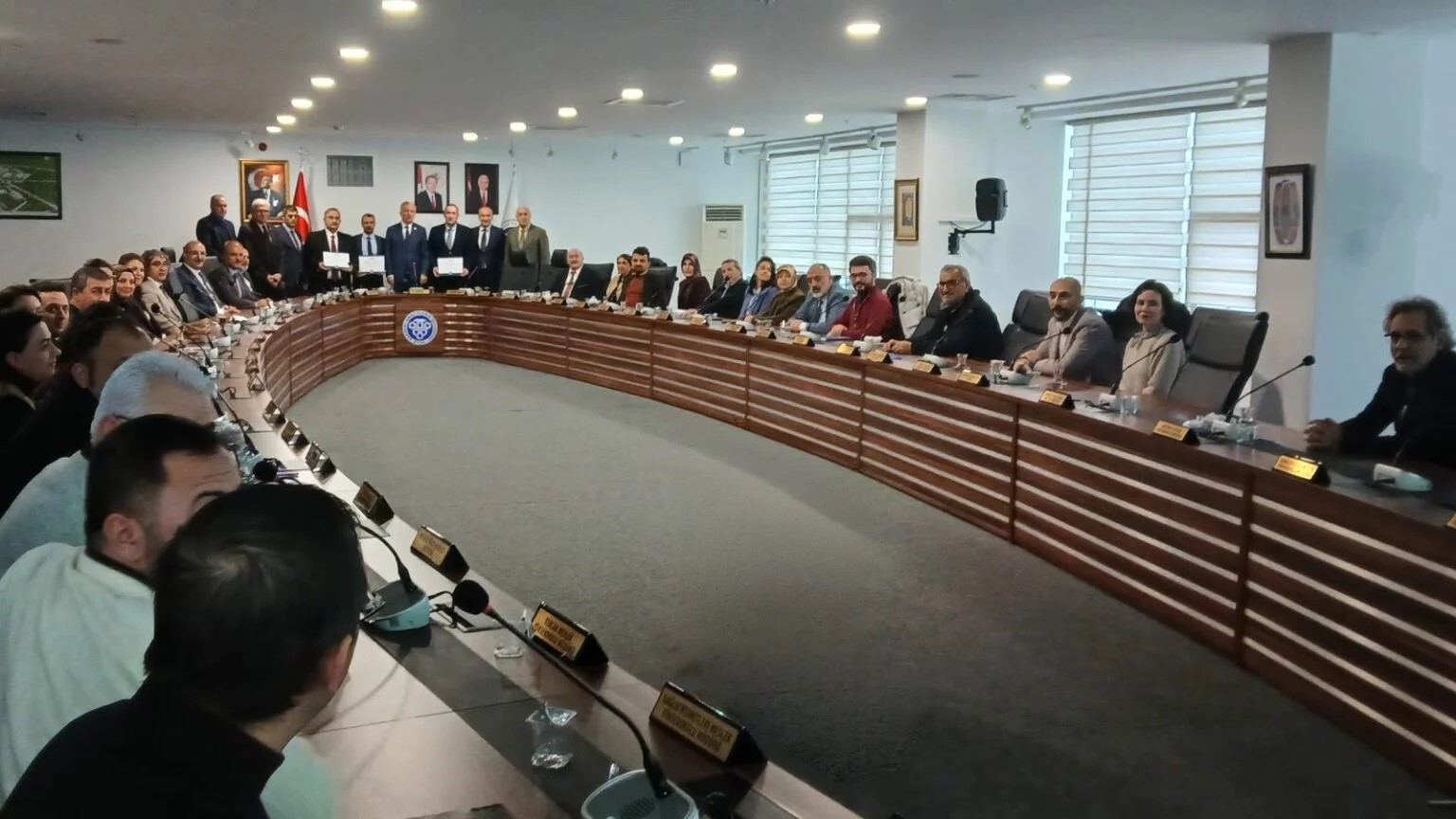 EBYÜ MYO’da 3 program akreditasyon belgesi aldı
EBYÜ MYO’da 3 program akreditasyon belgesi aldı