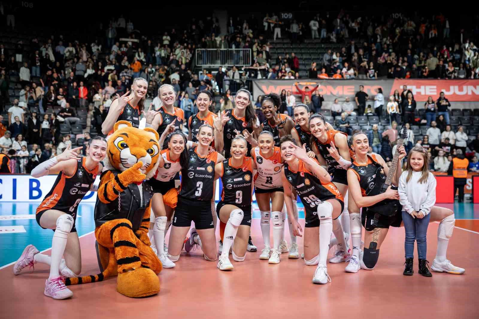 Eczacıbaşı Dynavit, Beşiktaş’ı 3-0 mağlup etti
