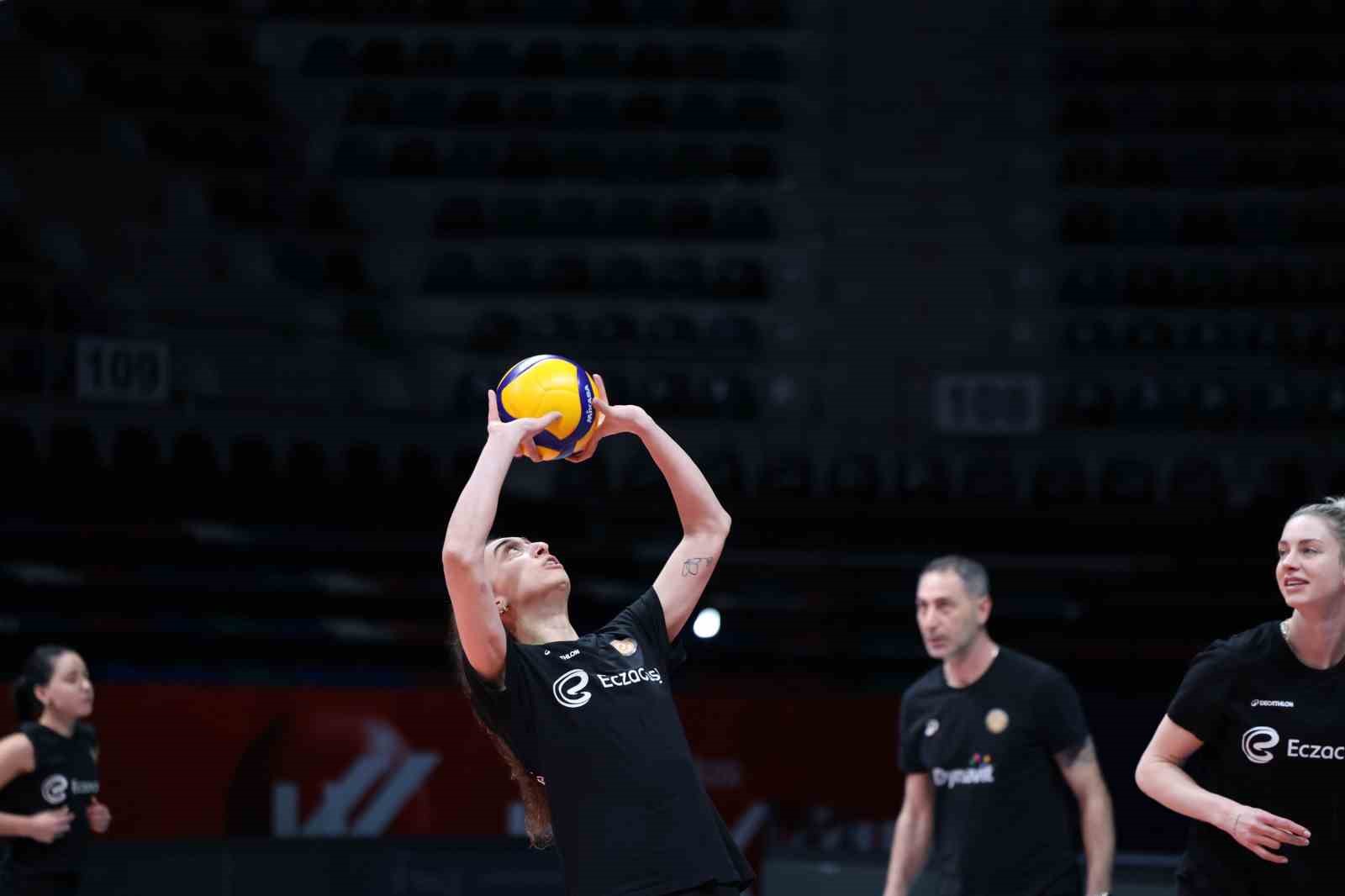 Eczacıbaşı Dynavit, Zeren Spor karşısında galibiyet arıyor
