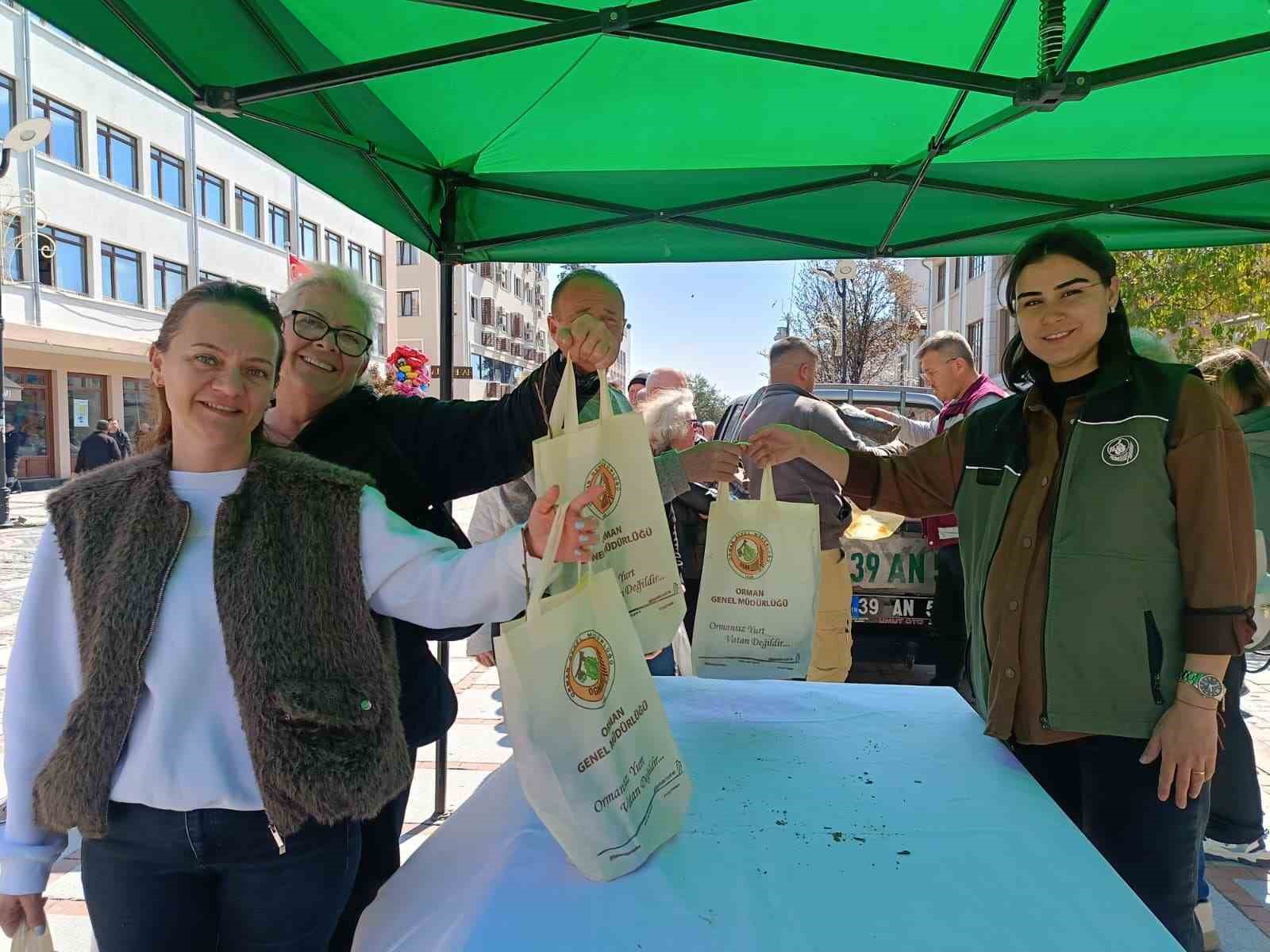Edirne’de 3 bin ıhlamur fidanı toprakla buluşacak

