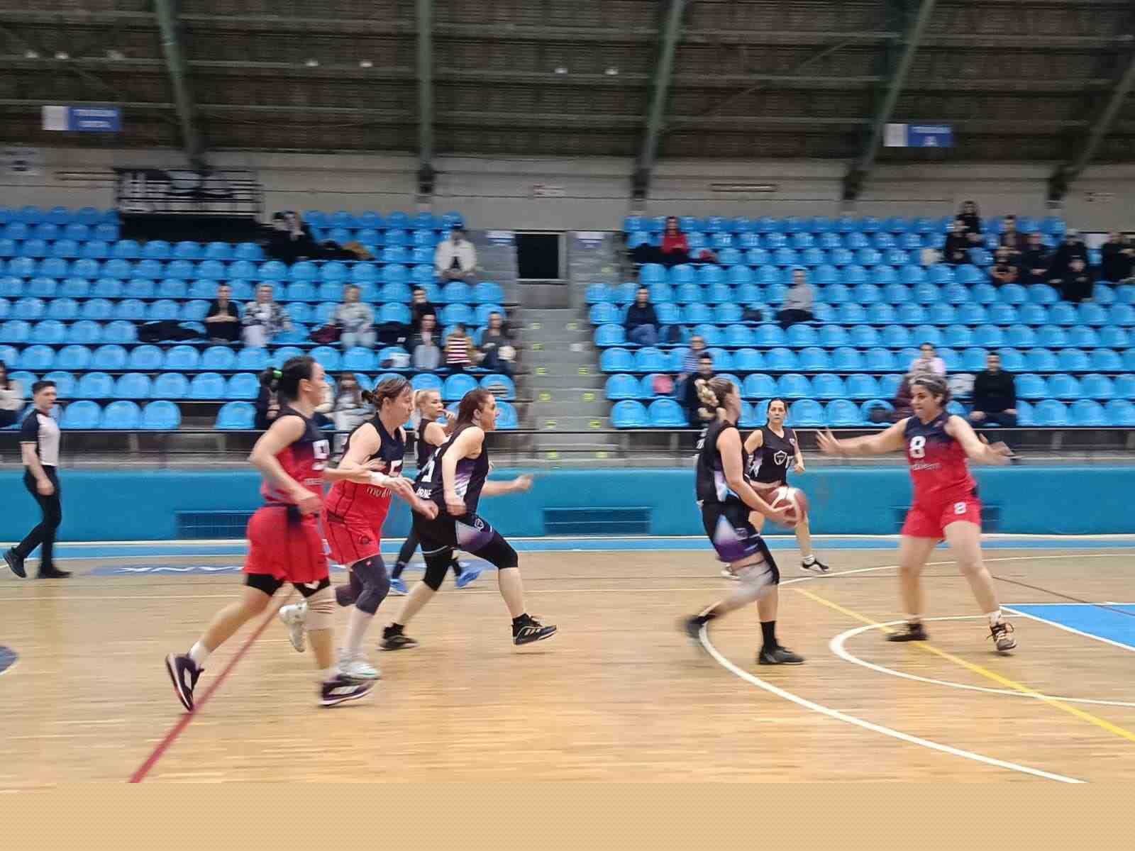 Edirne’de 40 yaş üstü kadınlar parkede farkındalık oluşturdu
