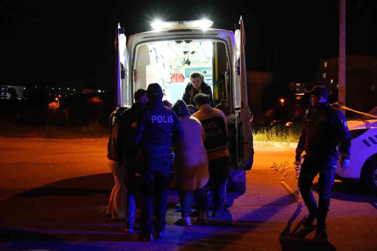 Edirne’de apartman dairesinde korkutan yangın
