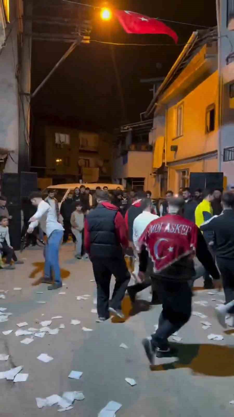 Edirne’de asker uğurlama eğlencesinde renkli görüntüler
