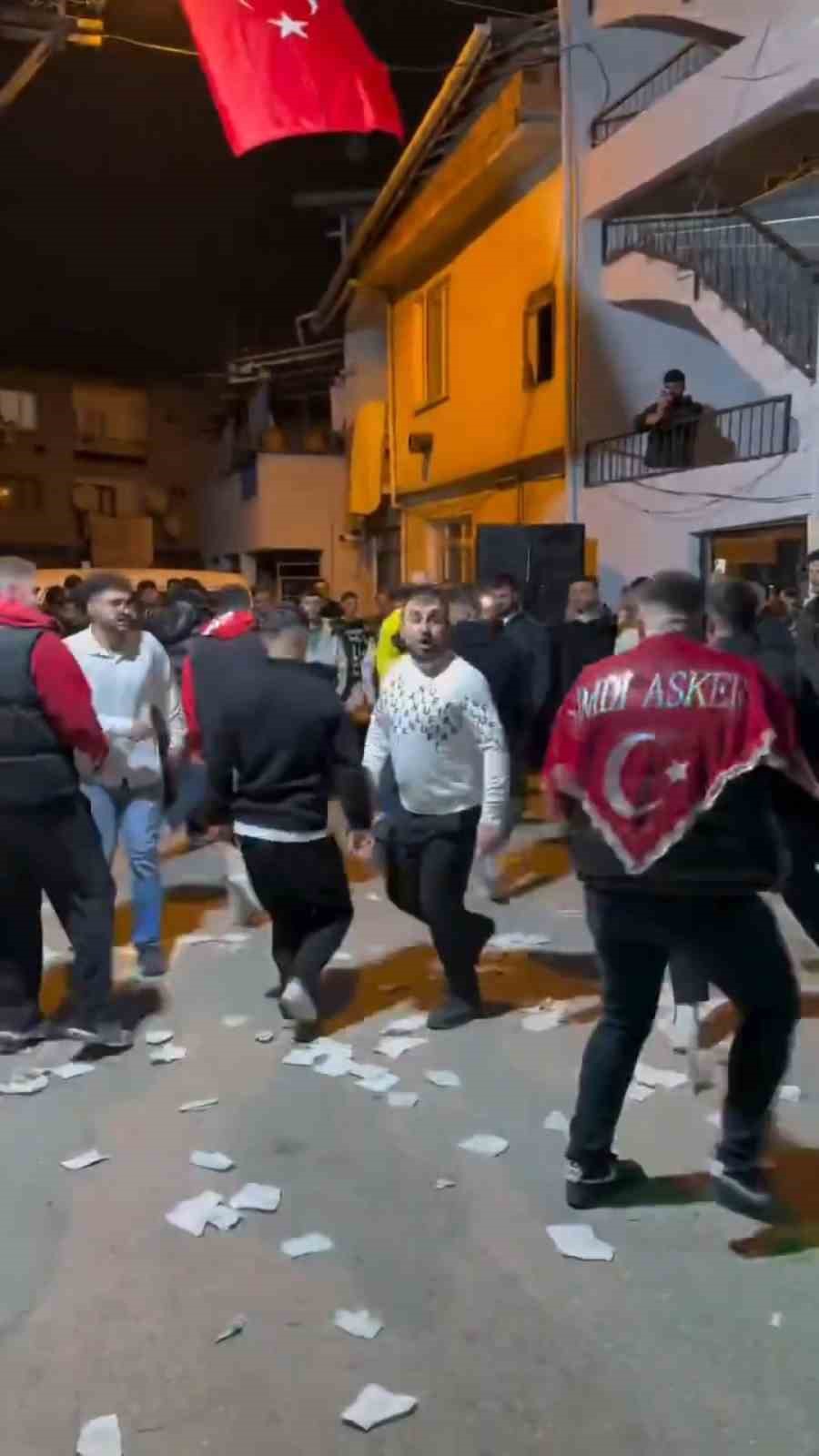 Edirne’de asker uğurlama eğlencesinde renkli görüntüler
