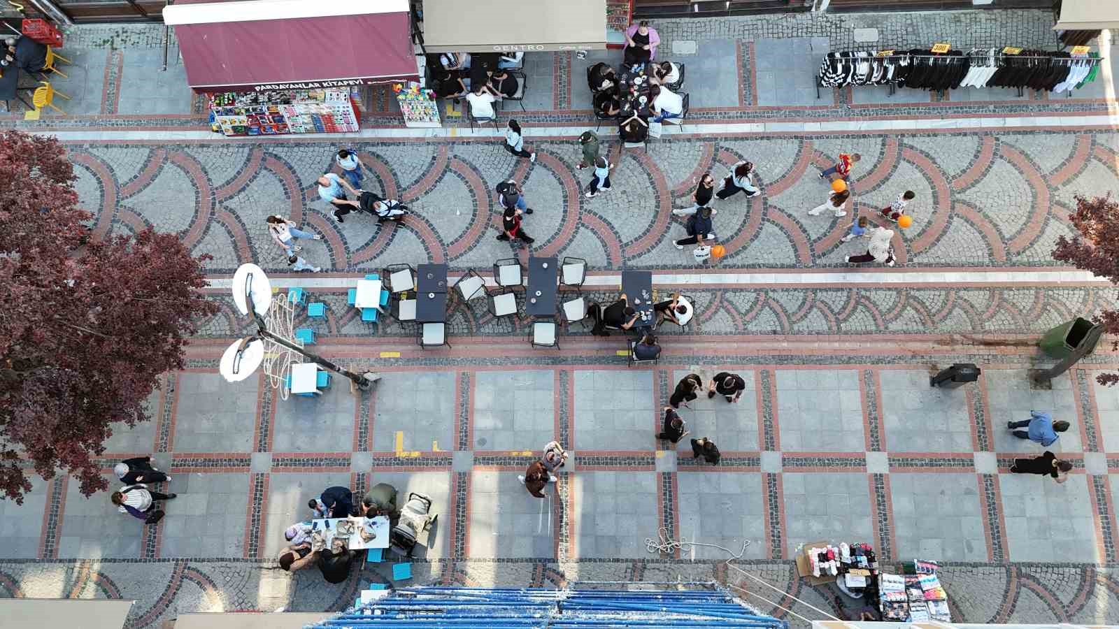 Edirne’de bahar yoğunluğu: Yerli ve yabancı turist akını
