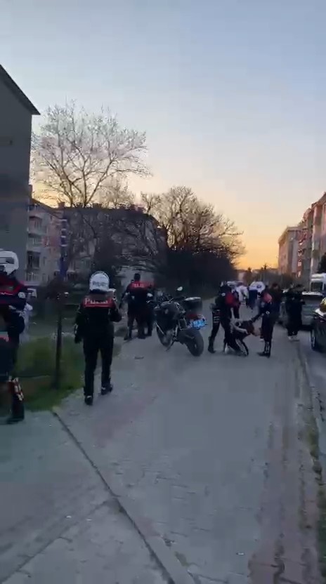 Edirne’de Fenerbahçe - Beşiktaş derbisi öncesi taraftar gerginliği
